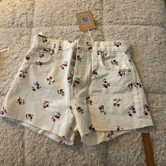 Reformation Cherries Embroidered High Rise Jean Shorts, 25, BNWT - Picture 4 of 4